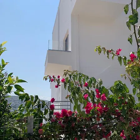 Saral Mar Lejlighedshotel