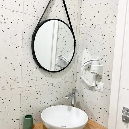 Saral Mar Lejlighedshotel Sarandë