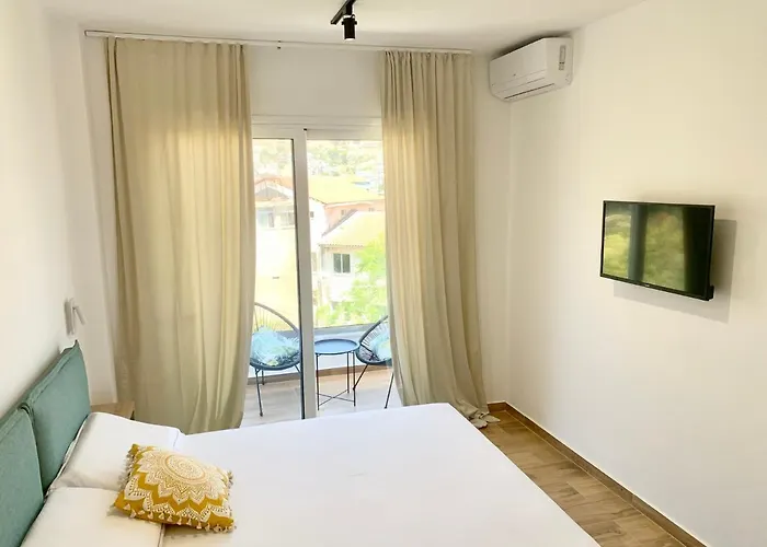 Saral Mar Aparthotel 3*