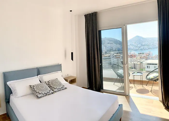 Saral Mar 3* Sarandë