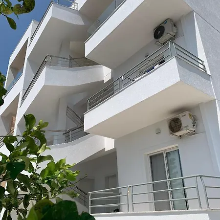 Hotel apartamentowy Saral Mar Saranda
