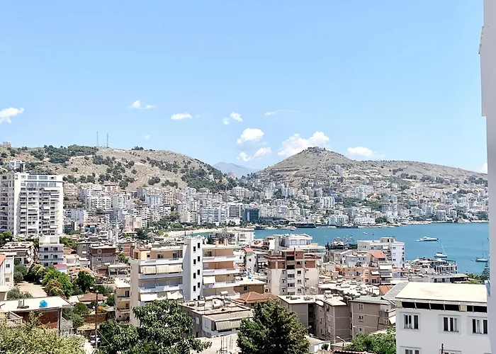 アパートホテル Saral Mar Sarandë