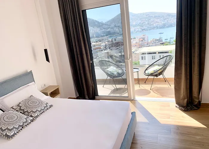 Saral Mar 公寓式酒店 Sarandë